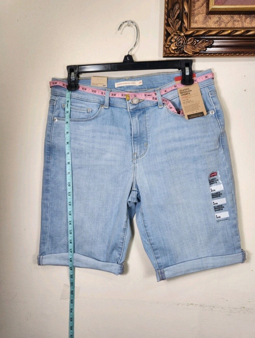 Levi's Womens Size 6 W 28 Mid Rise Bermuda Denim Jean blue Shorts Stretch NWT 03 - Picture 3 of 9